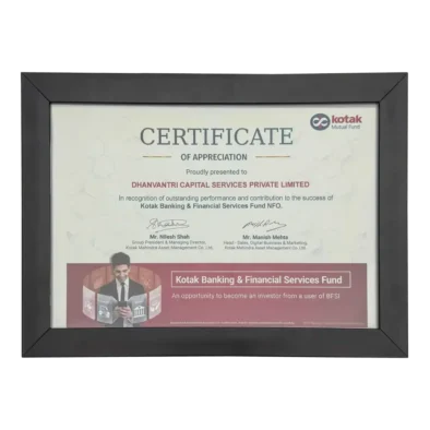Dhanvantri Capital Services Pvt Ltd received an award from Kotak AMC for outstanding performance in financial services.