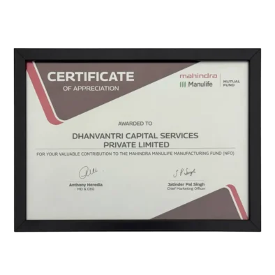 Dhanvantri Capital Services Pvt Ltd received an award from Mahindra Manulife AMC for outstanding performance in Mahindra Manulife Manufacturing Fund NFO.